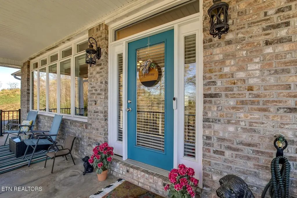 417 River Road Loudon TN 37774