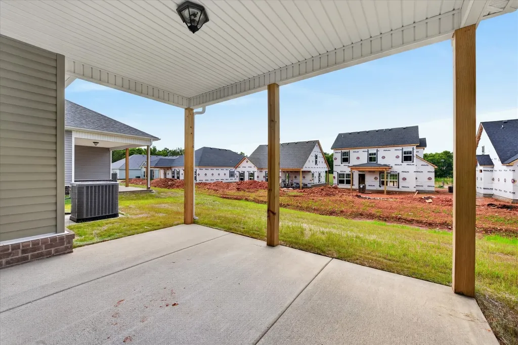 2692 Brewster Drive Clarksville TN 37042