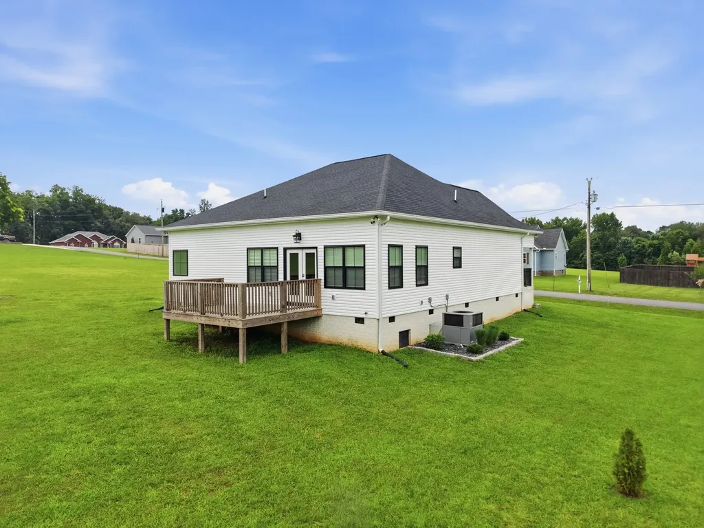 35 Monica Street Mcminnville TN 37110