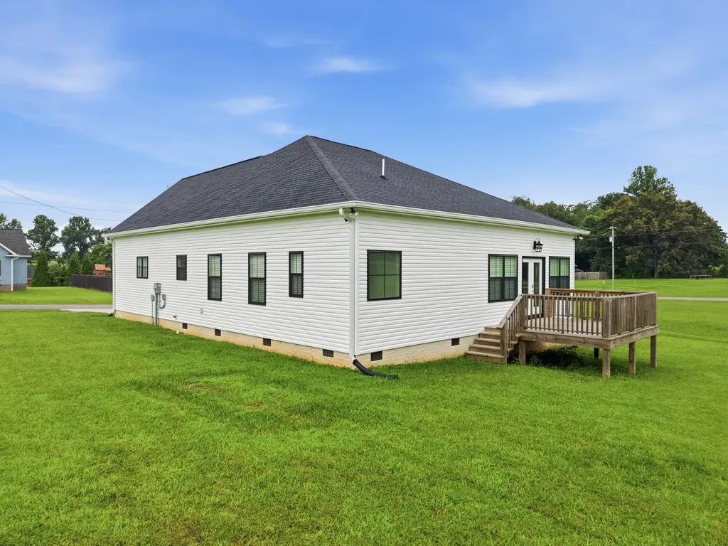 35 Monica Street Mcminnville TN 37110