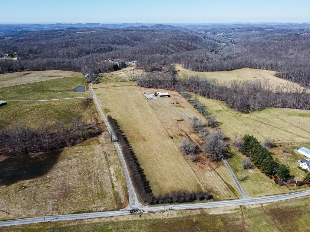 420 Shangri Lane Woodbury TN 37190