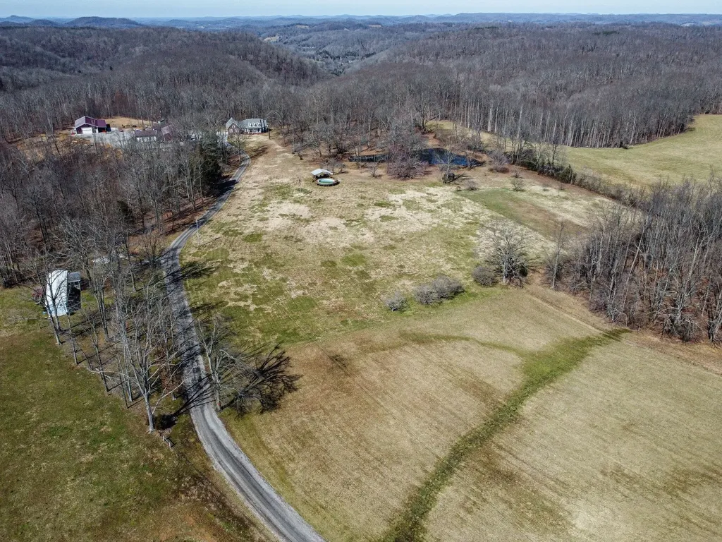 420 Shangri Lane Woodbury TN 37190