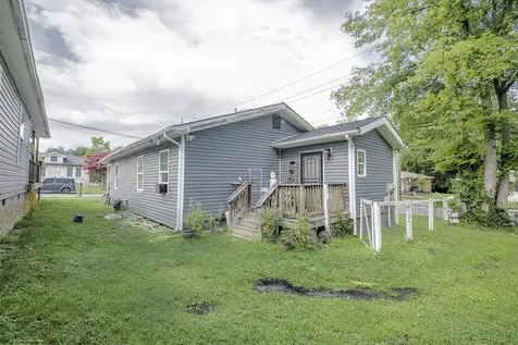 2112 E 18th Street Chattanooga TN 37404