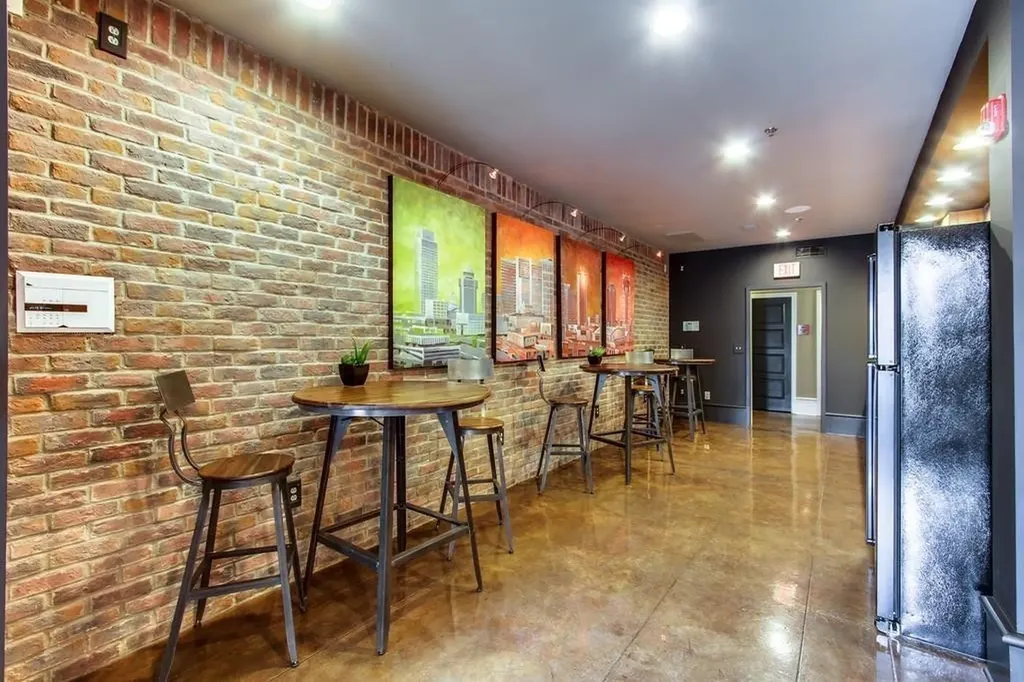 1803 Broadway Nashville TN 37203