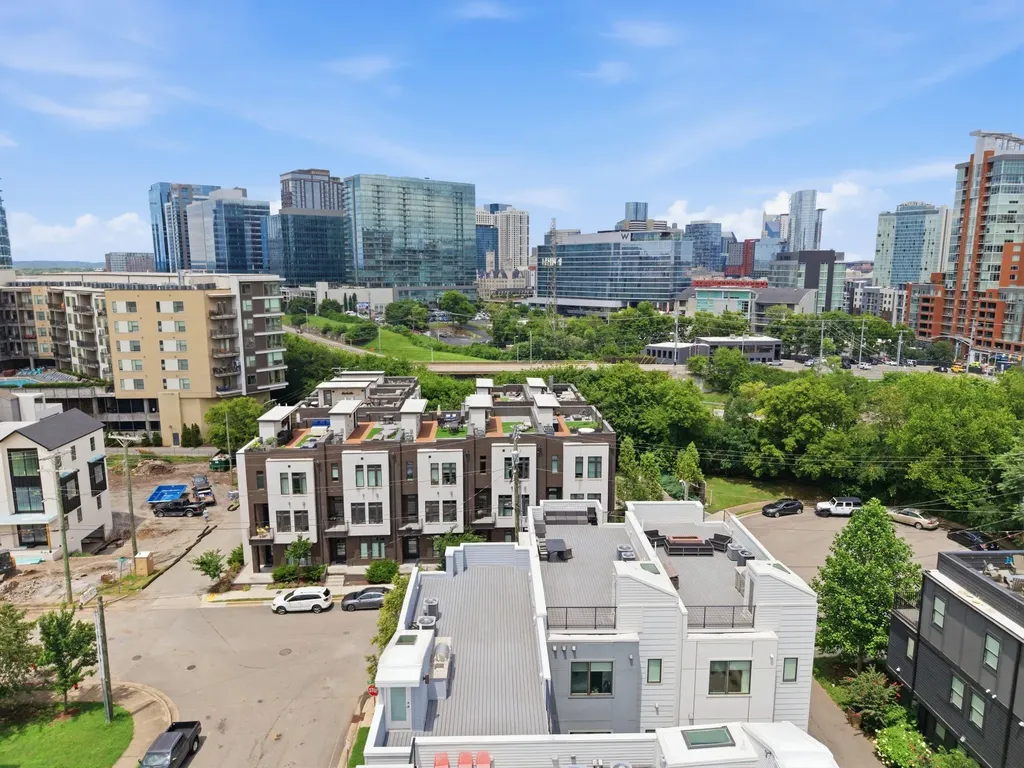 800 13th Ave, S Nashville TN 37203