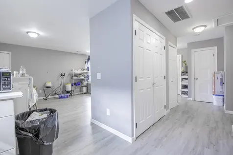 2110 E 18th Street Chattanooga TN 37404