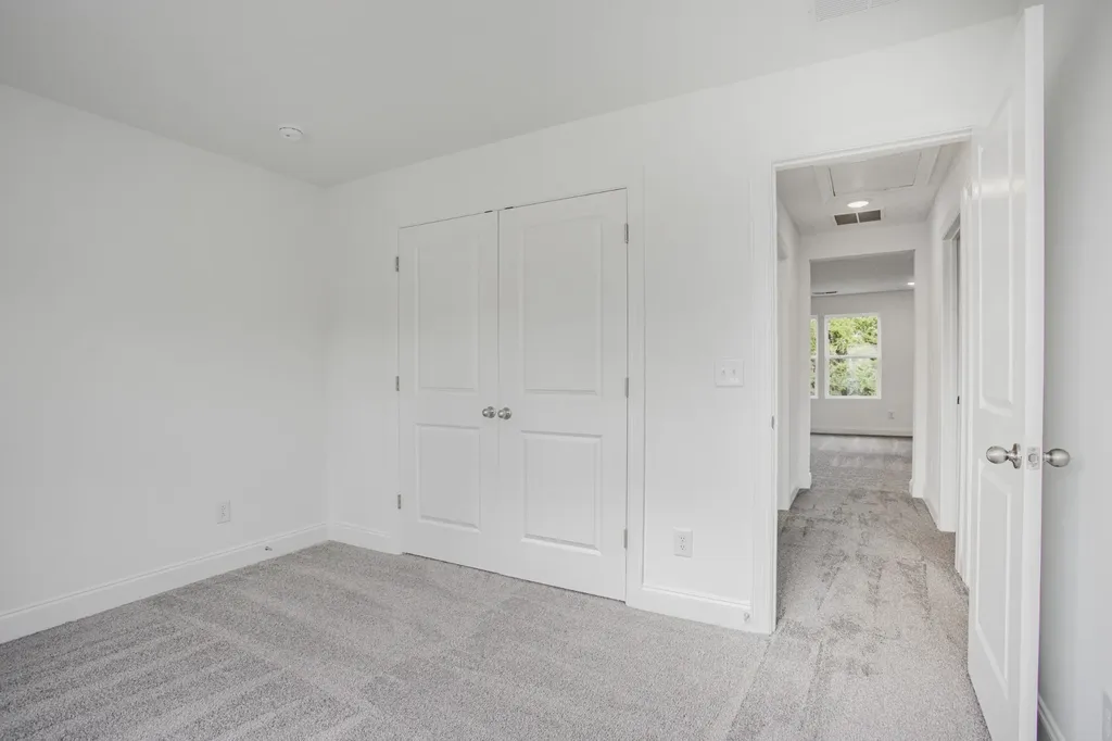 1554 Oak Springs Drive Columbia TN 38401