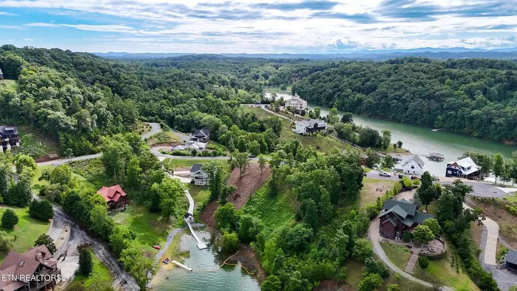 57 Stone Harbor Drive Dandridge TN 37725