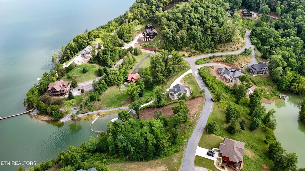 57 Stone Harbor Drive Dandridge TN 37725
