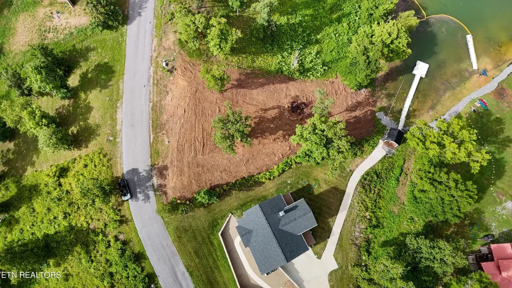 57 Stone Harbor Drive Dandridge TN 37725