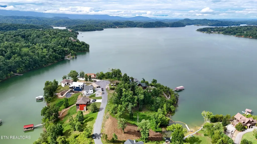 57 Stone Harbor Drive Dandridge TN 37725