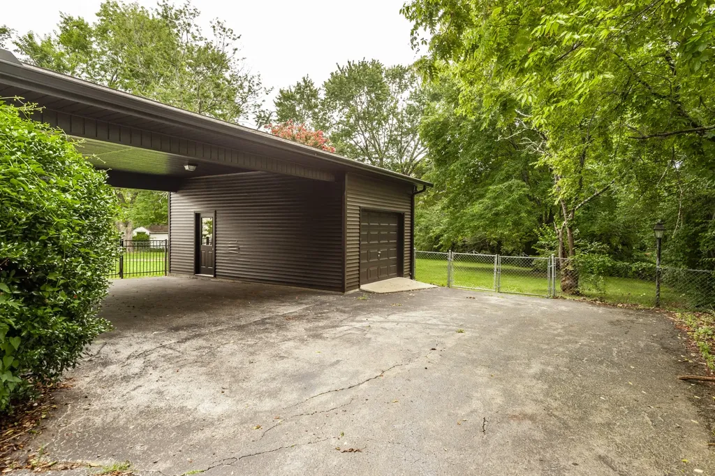 205 Bluegrass Drive Hendersonville TN 37075
