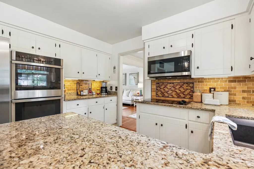 178 Meadowlake Drive Hendersonville TN 37075