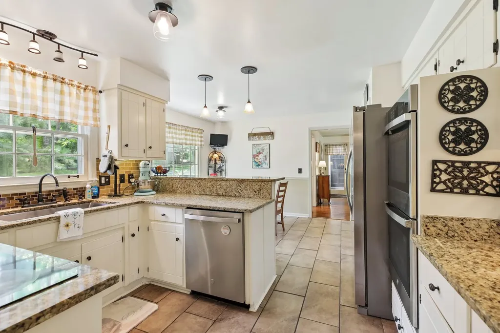 178 Meadowlake Drive Hendersonville TN 37075