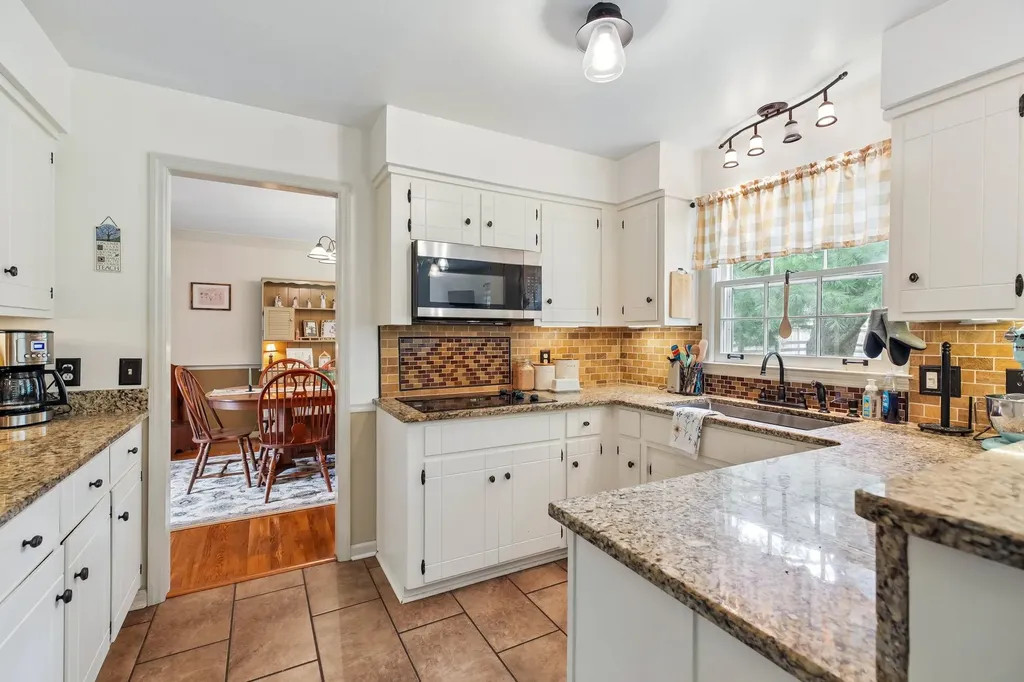 178 Meadowlake Drive Hendersonville TN 37075