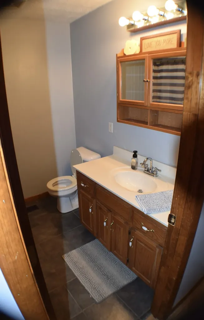 220 Joyce Circle Lafayette TN 37083