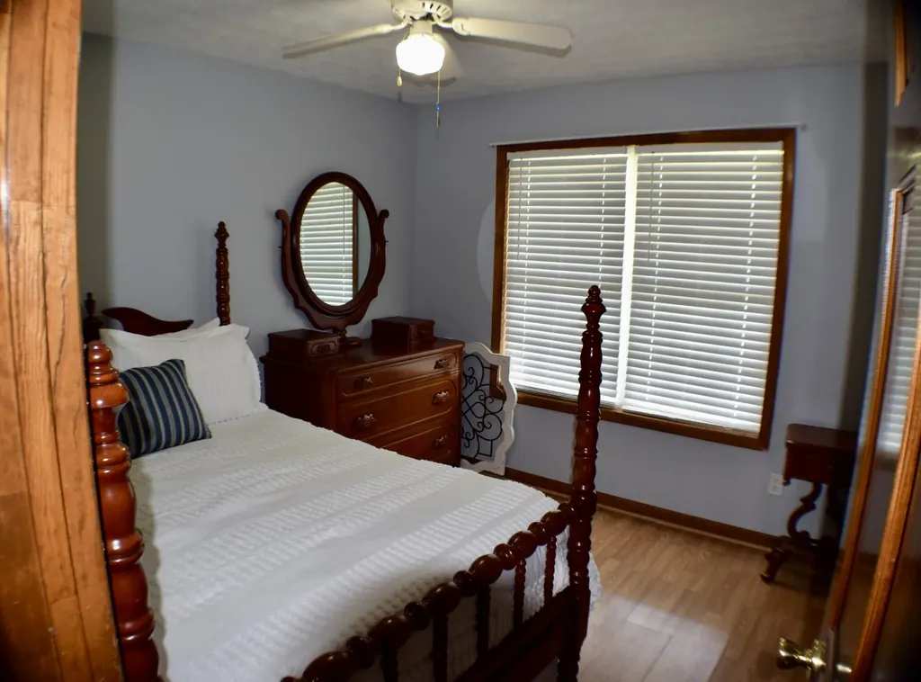 220 Joyce Circle Lafayette TN 37083