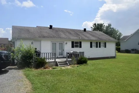 220 Joyce Circle Lafayette TN 37083