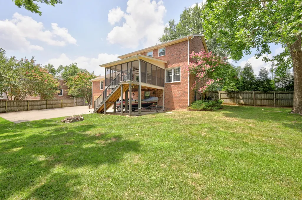 101 Shiloh Ridge Hendersonville TN 37075