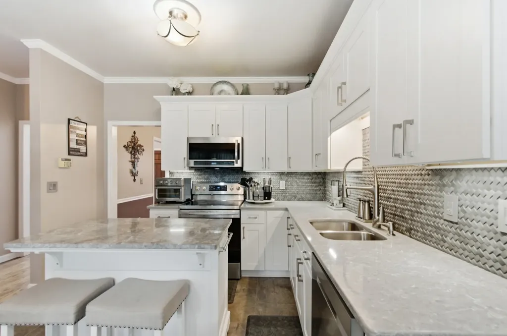 7220 River Bend Road Nashville TN 37221