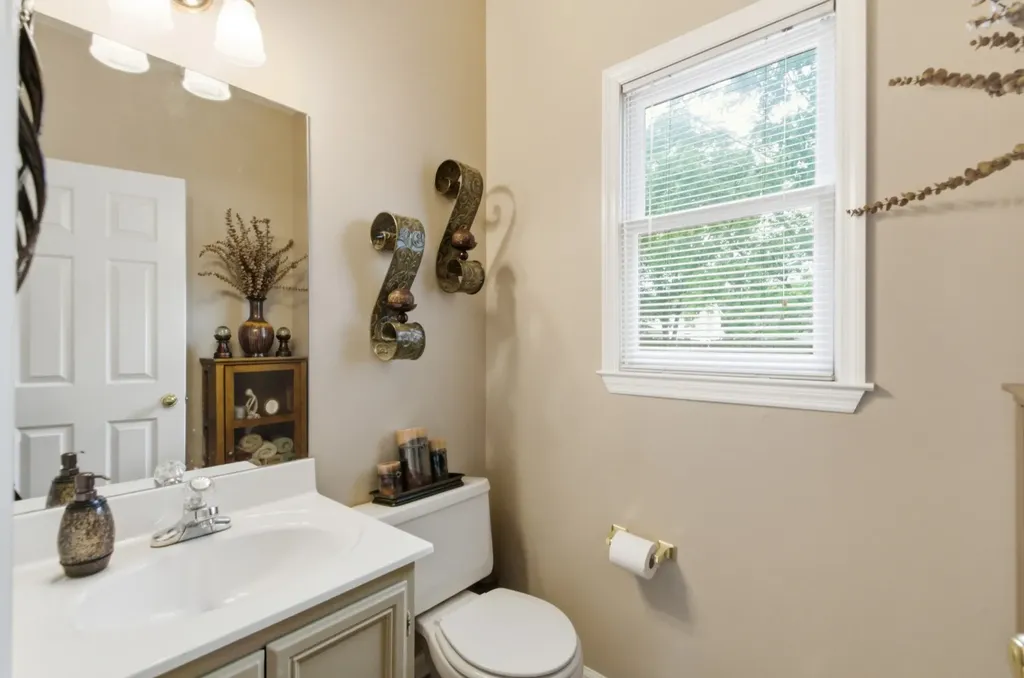 7220 River Bend Road Nashville TN 37221