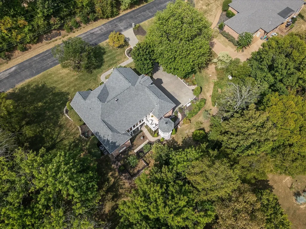 766 Peach Orchard Drive Nashville TN 37204