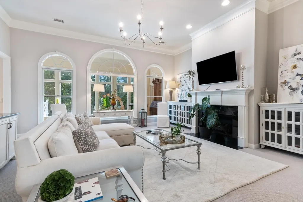 766 Peach Orchard Drive Nashville TN 37204