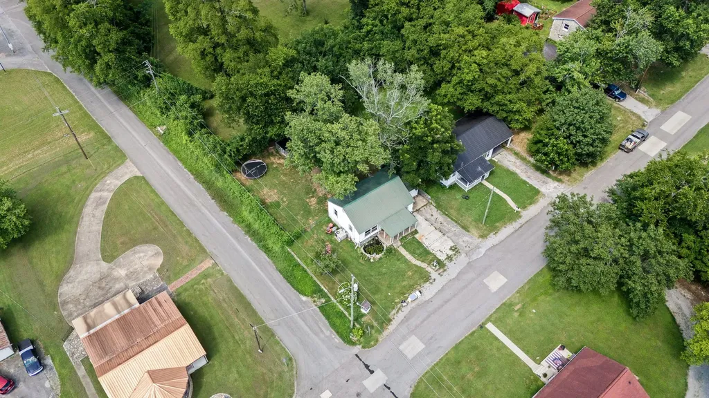 1211 Swanson Boulevard Fayetteville TN 37334