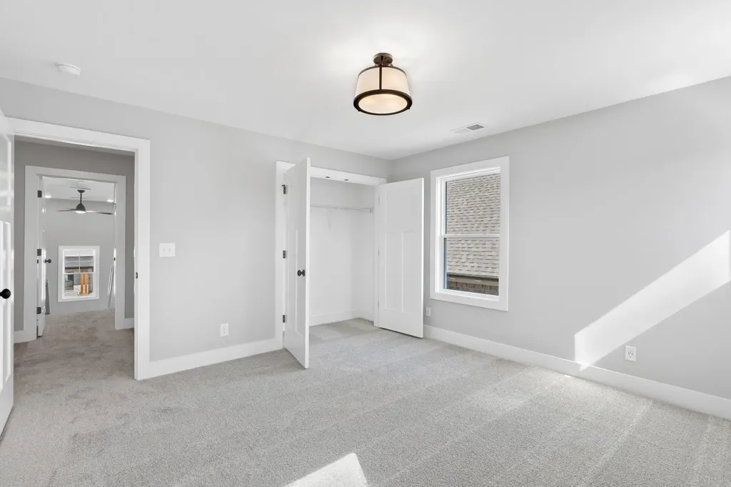 2036 Wt Chandler Boulevard #79 Gallatin TN 37066