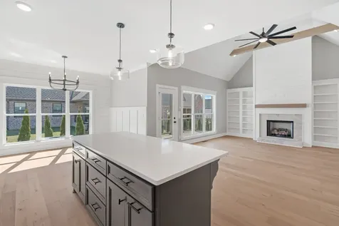 2036 Wt Chandler Boulevard #79 Gallatin TN 37066