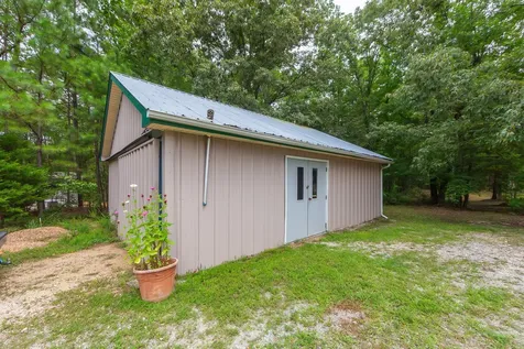 530 Douglas Lane Camden TN 38320