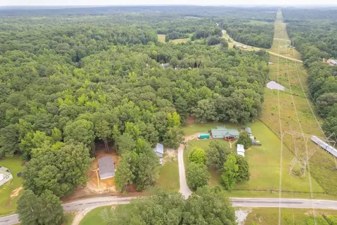 530 Douglas Lane Camden TN 38320