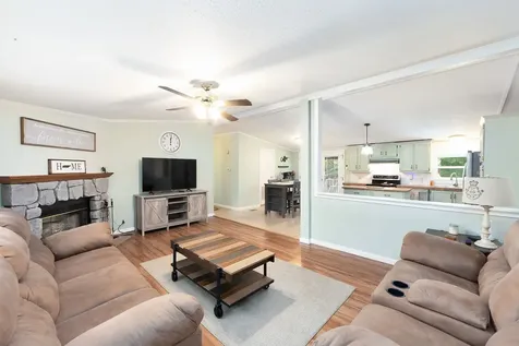530 Douglas Lane Camden TN 38320