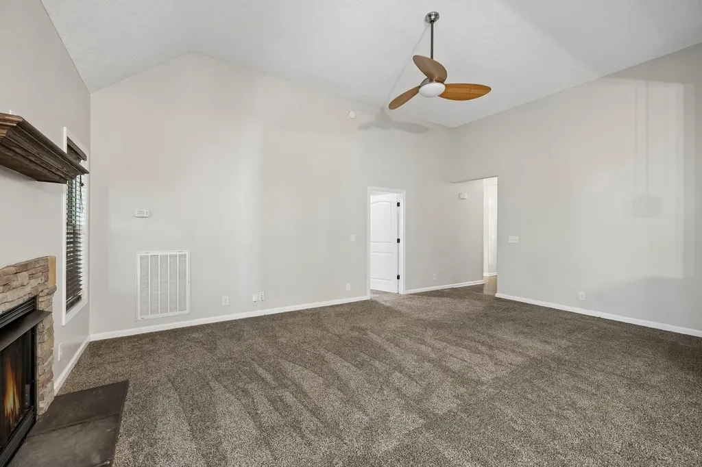 634 Hidden Valley Drive Clarksville TN 37040