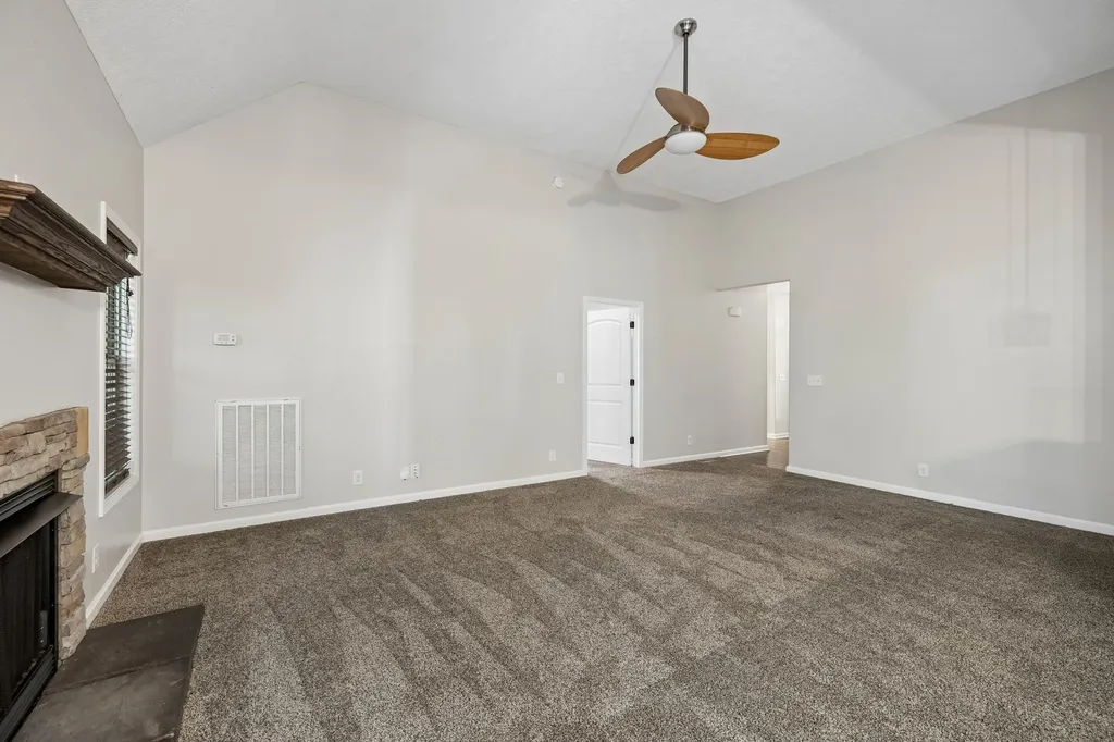 634 Hidden Valley Drive Clarksville TN 37040