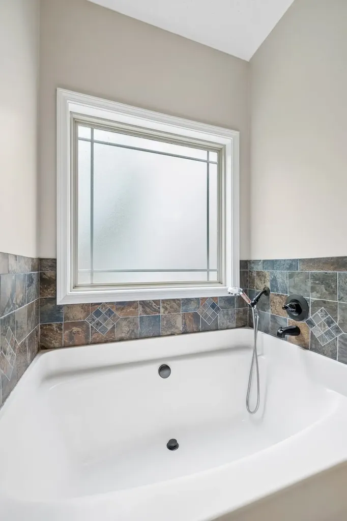 634 Hidden Valley Drive Clarksville TN 37040