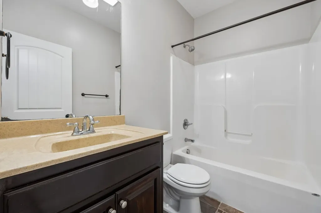634 Hidden Valley Drive Clarksville TN 37040
