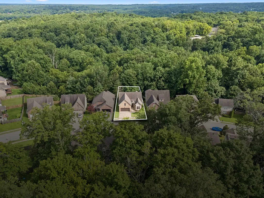634 Hidden Valley Drive Clarksville TN 37040