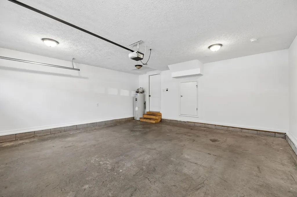 634 Hidden Valley Drive Clarksville TN 37040
