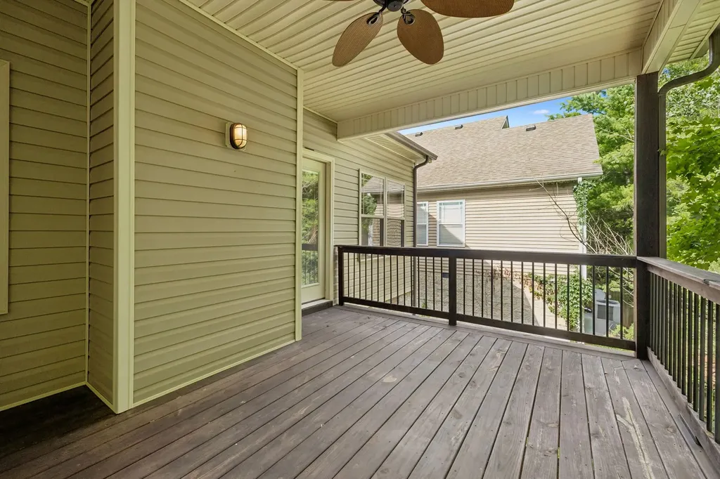 634 Hidden Valley Drive Clarksville TN 37040