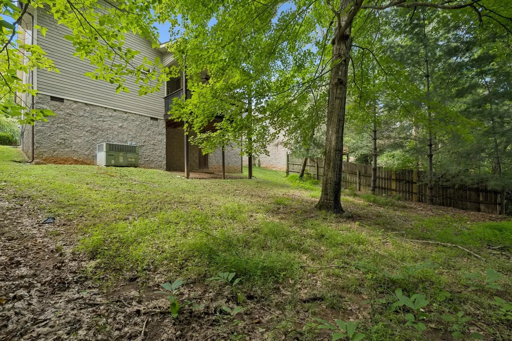 634 Hidden Valley Drive Clarksville TN 37040