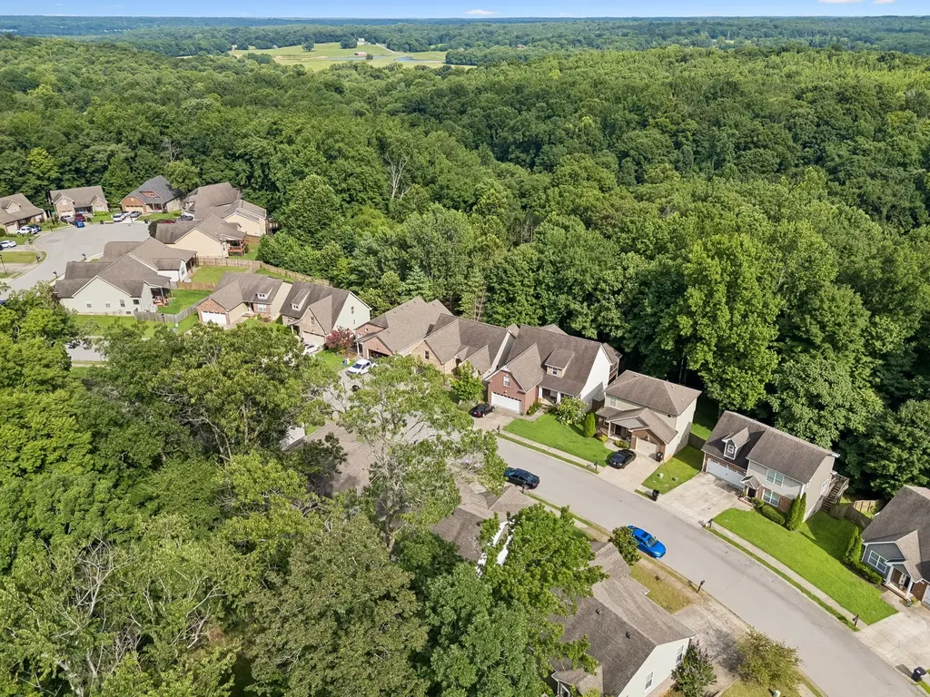 634 Hidden Valley Drive Clarksville TN 37040