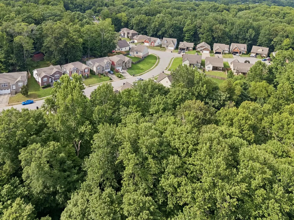 634 Hidden Valley Drive Clarksville TN 37040