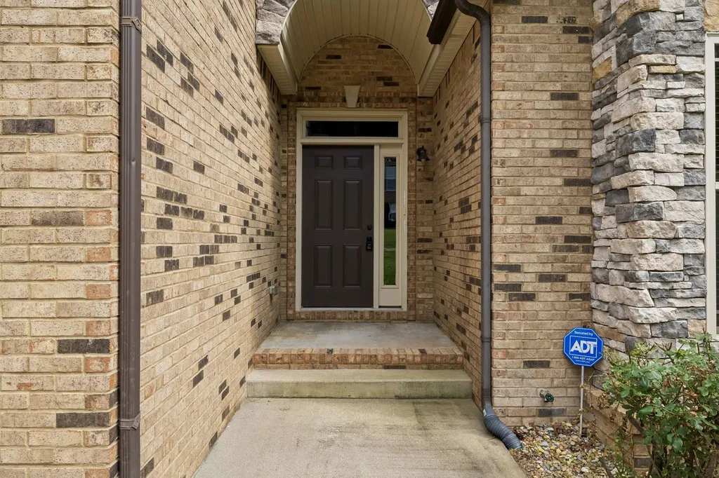 634 Hidden Valley Drive Clarksville TN 37040