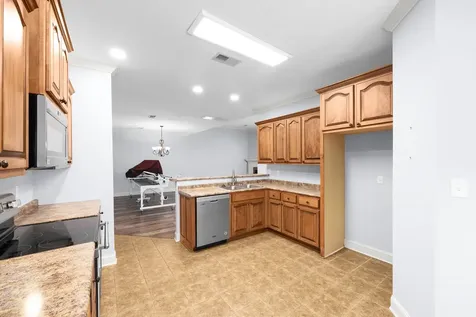 57 Emerald Ridge Cove Jackson TN 38305