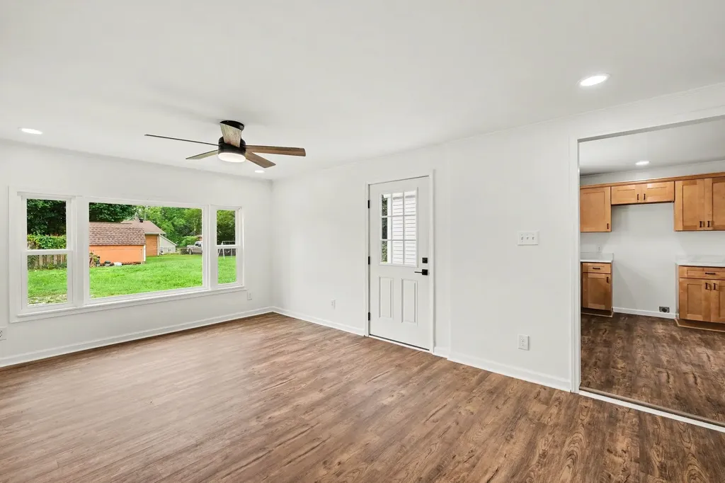 206 Bragg Circle Tullahoma TN 37388