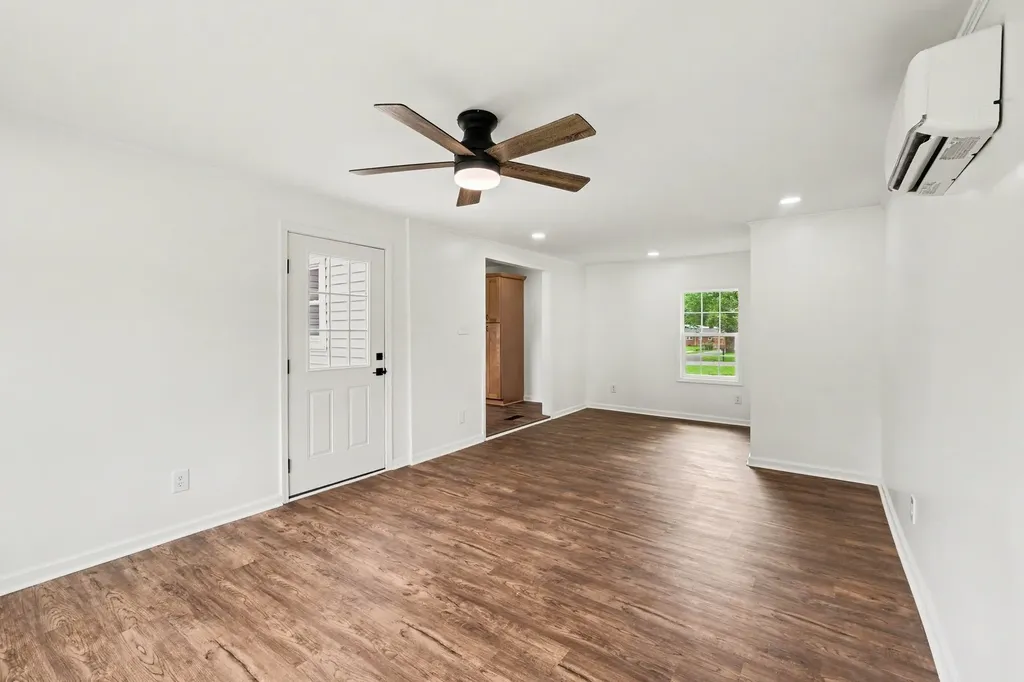 206 Bragg Circle Tullahoma TN 37388