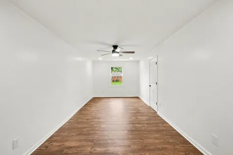 206 Bragg Circle Tullahoma TN 37388