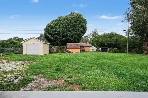 206 Bragg Circle Tullahoma TN 37388