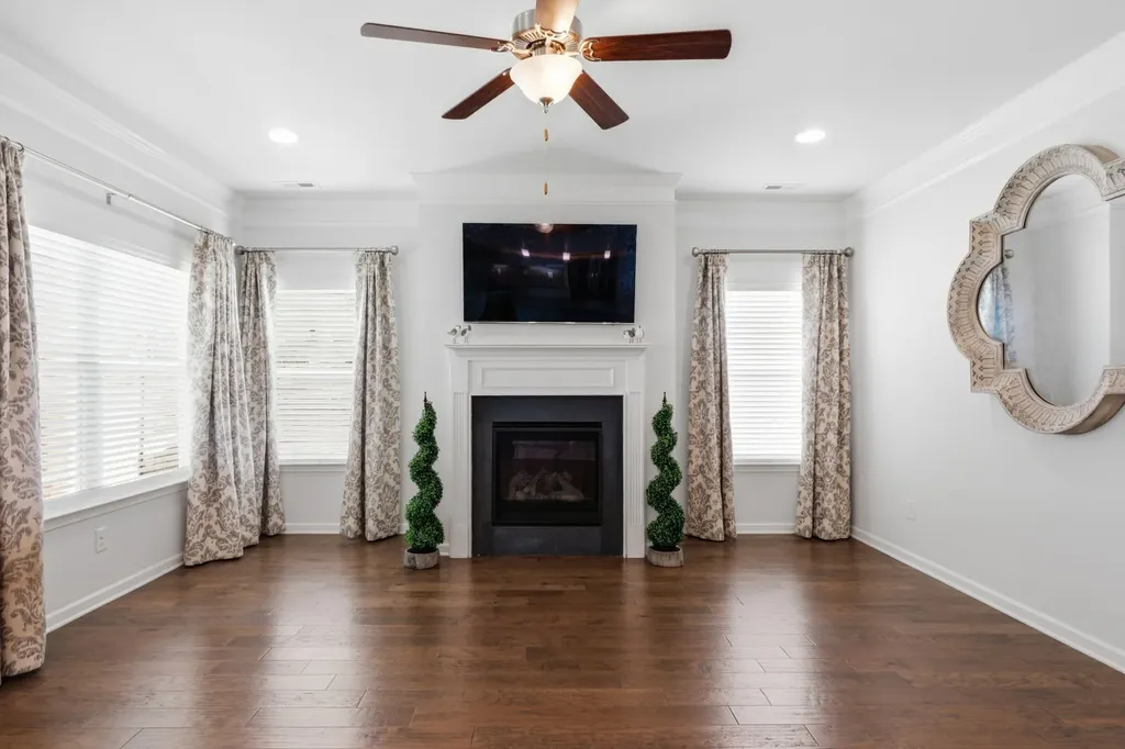 929 Carnation Drive Spring Hill TN 37174